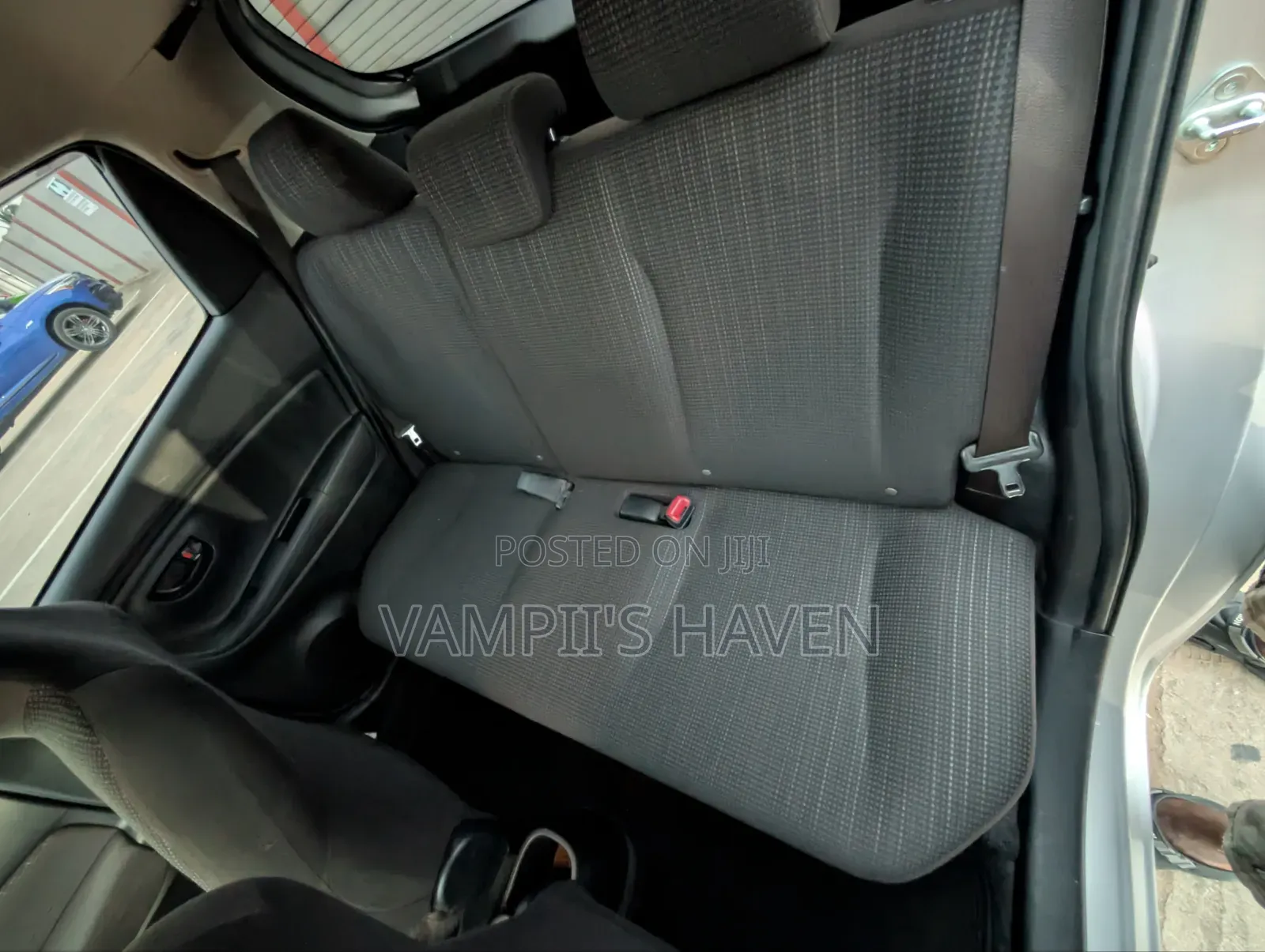 Toyota Vitz 1.3 FWD 5dr 2018 Silver