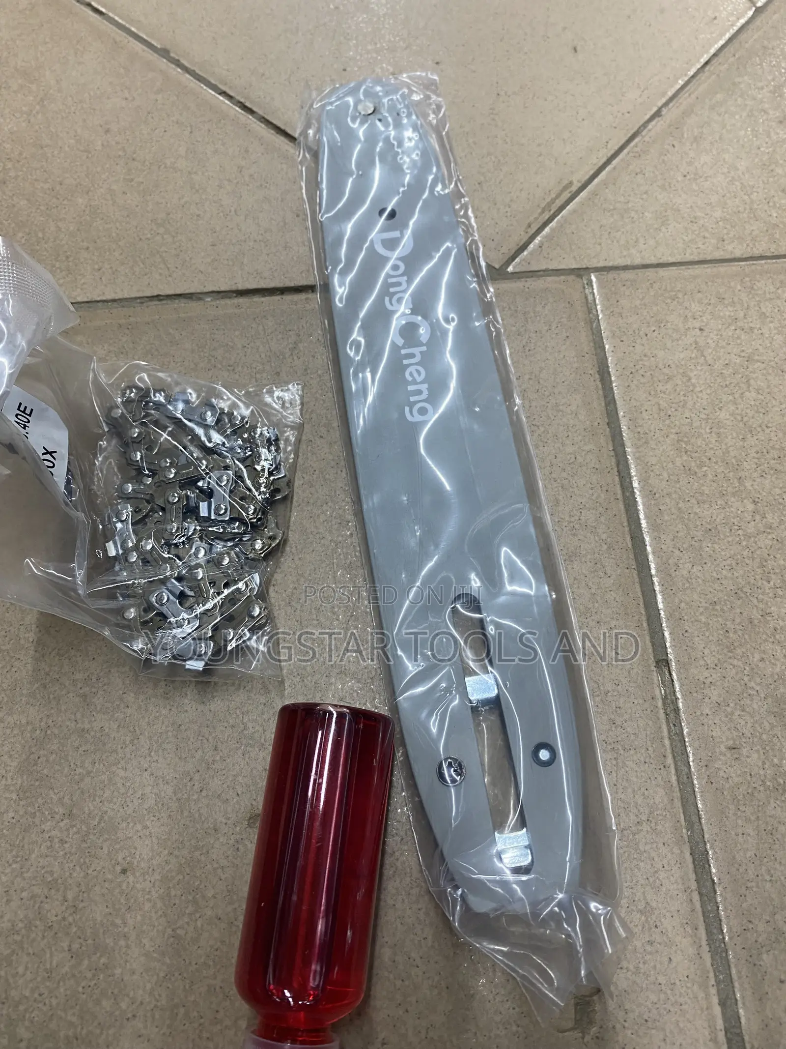 DongCheng 20V Cordless Brushless Chainsaw (DCCS20101)– Brand New Boxed