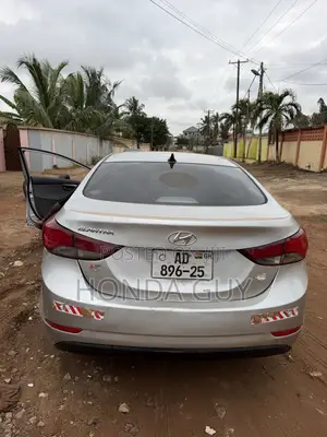 Hyundai Elantra 2015 Silver