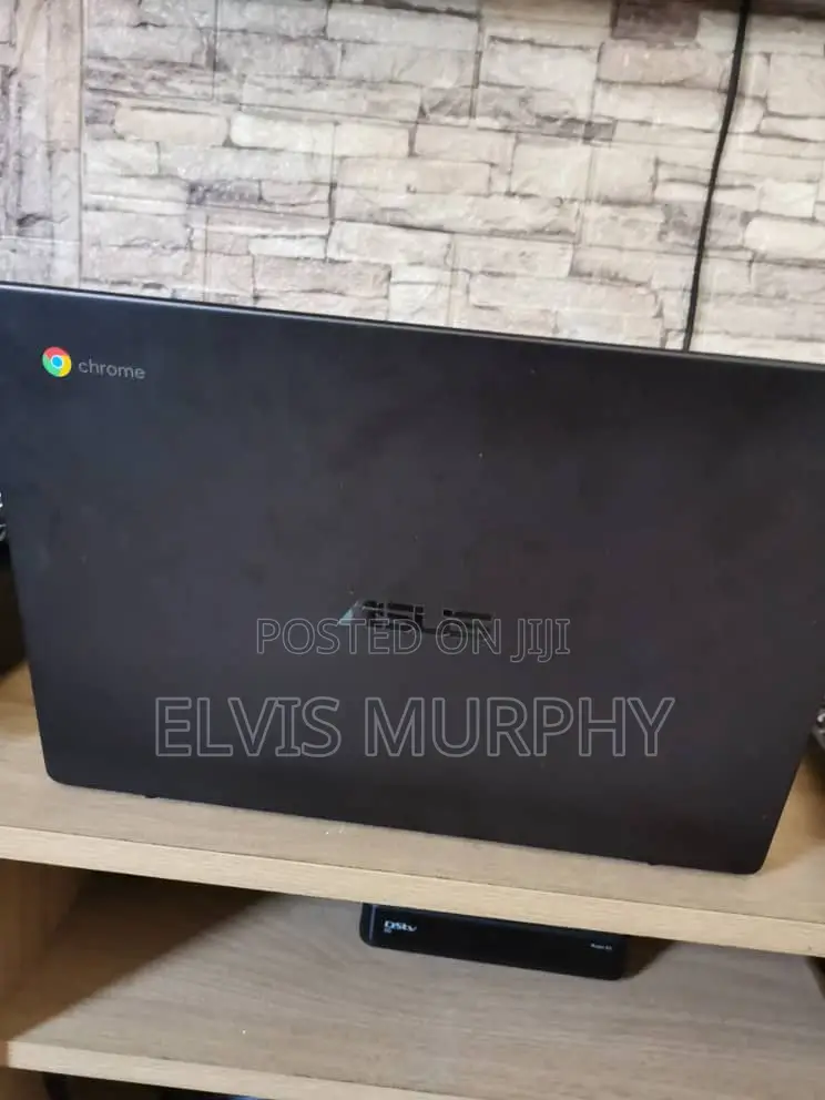 Laptop Asus Chromebook C300 128GB HDD+SSD 60GB