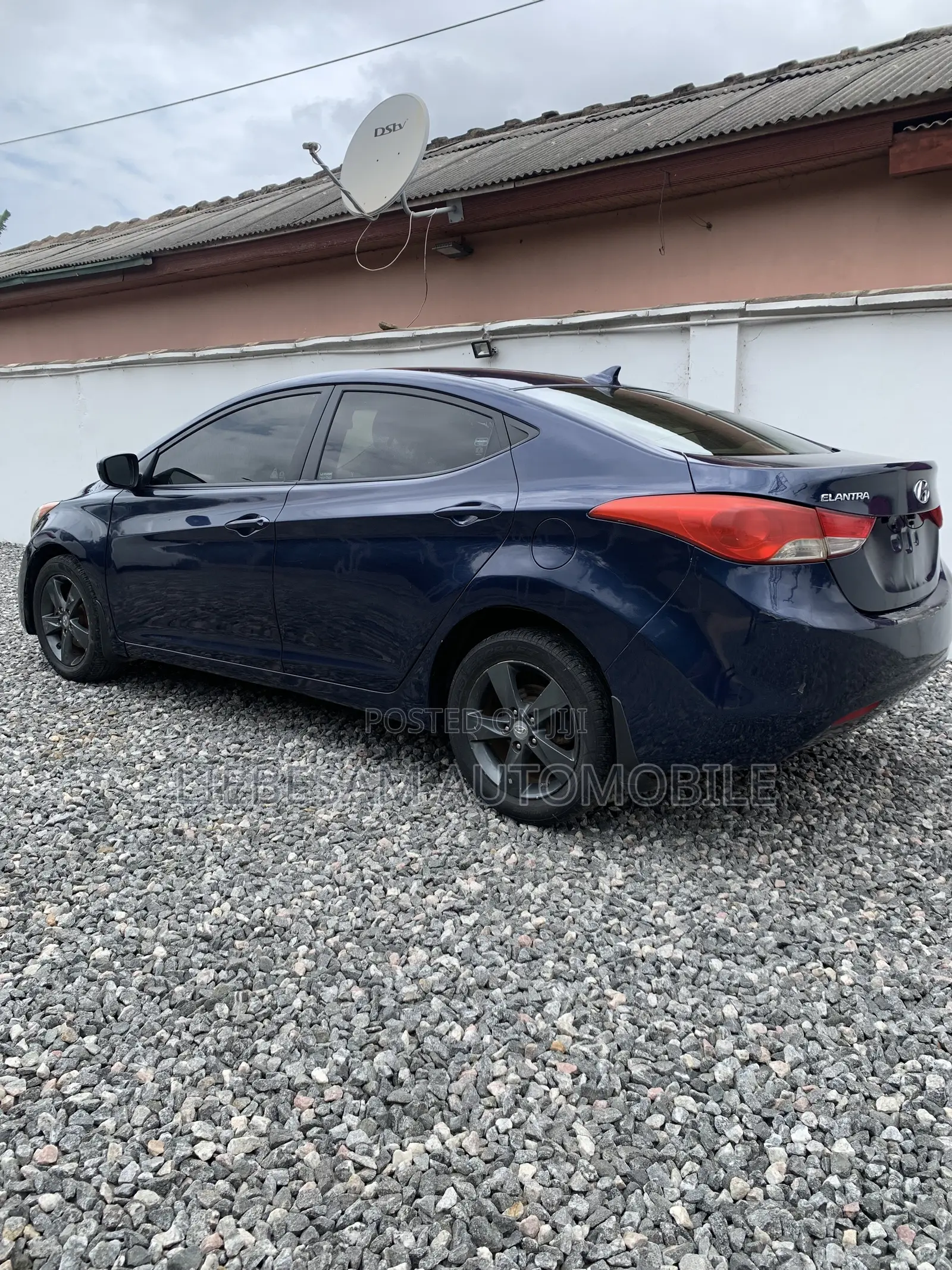 Hyundai Elantra Limited 4dr Sedan (1.8L 4cyl 6A) 2014 Blue