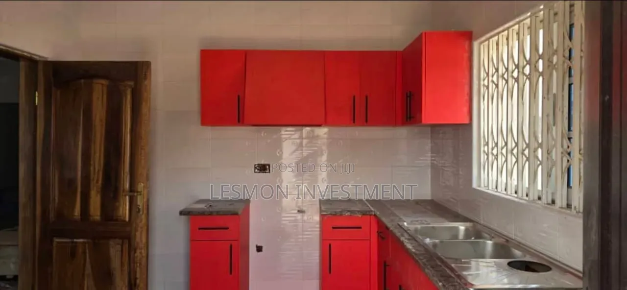 6bdrm Mansion in Lesmon Investment, Community 25 for sale