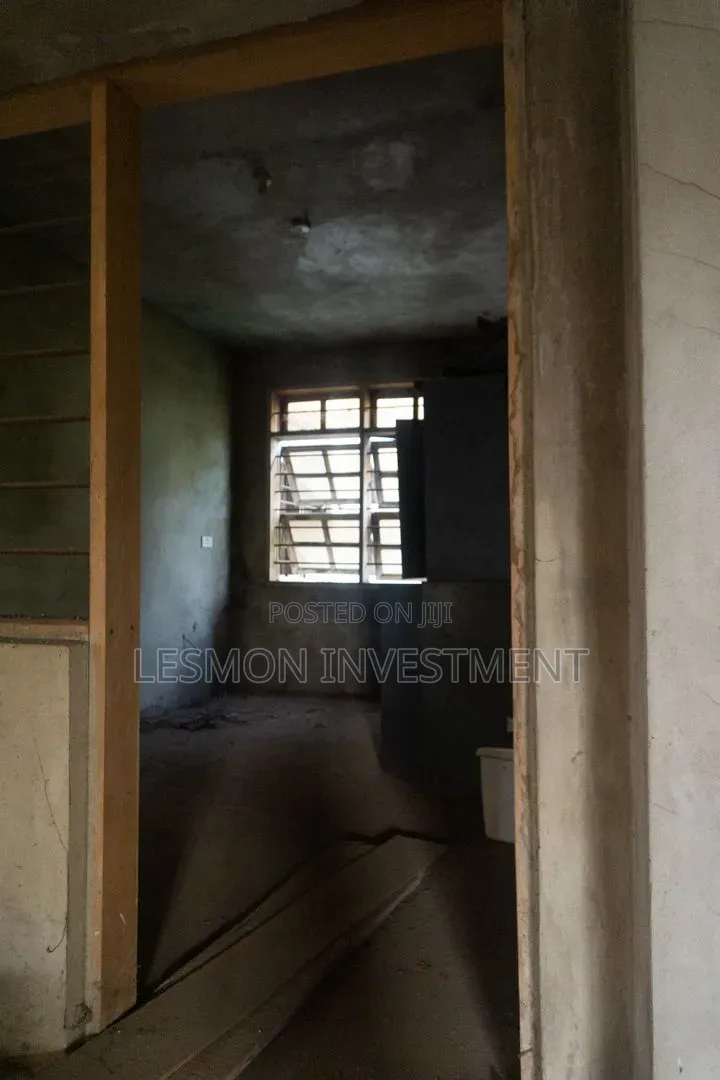 6bdrm Mansion in Lesmon Investment, Community 25 for sale