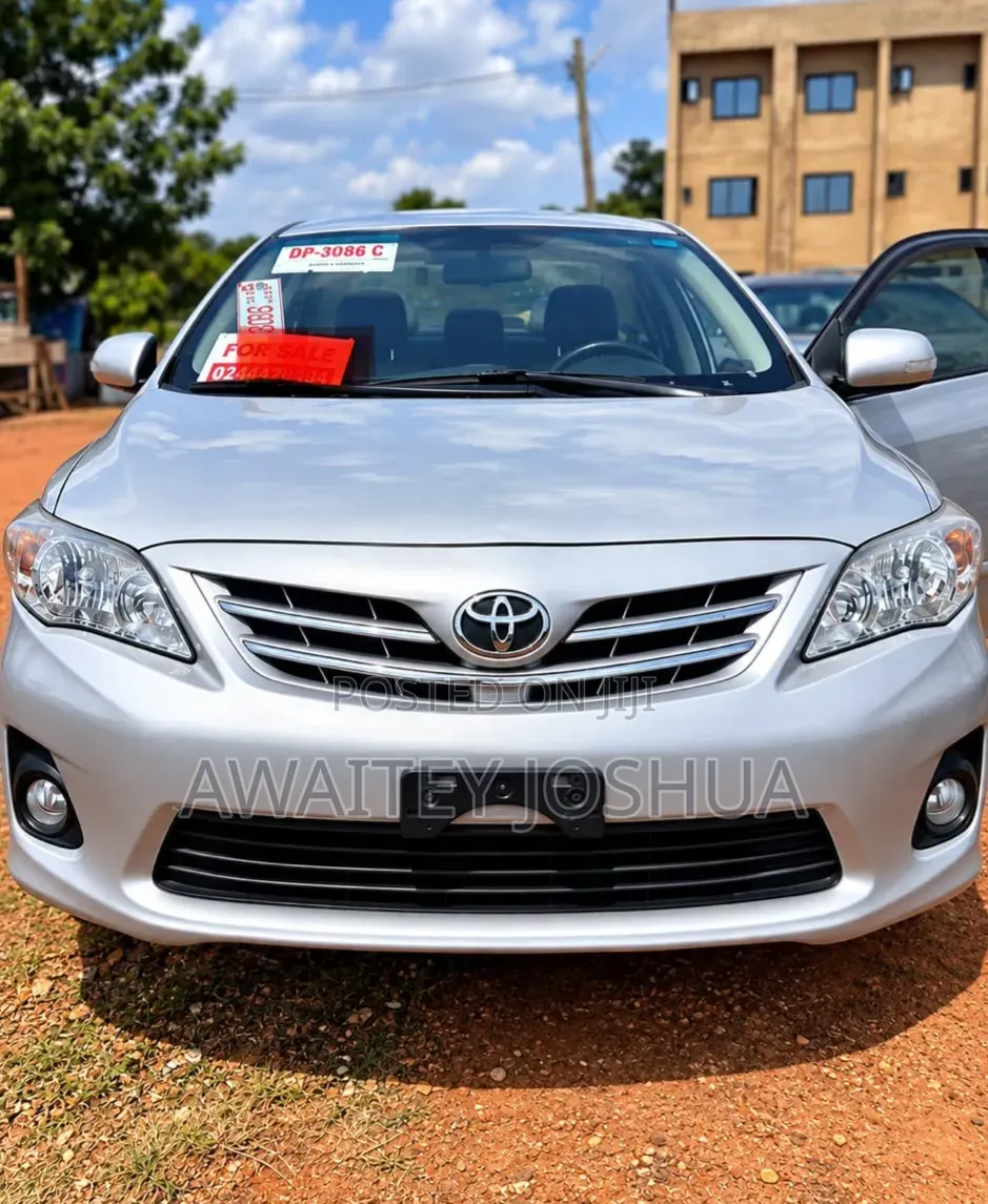Toyota Corolla 2013 Silver