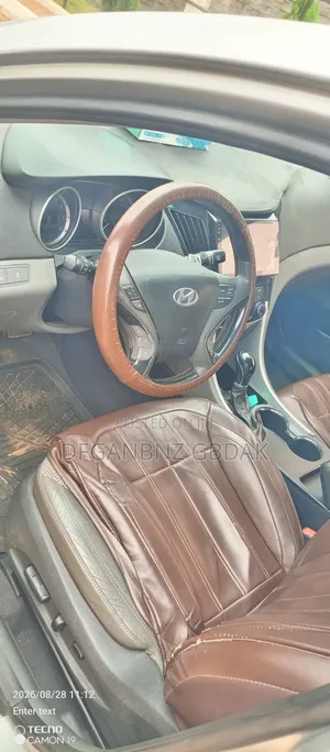 Hyundai Sonata GLS Sedan FWD (2.4L 4cyl 6A) 2013 Silver