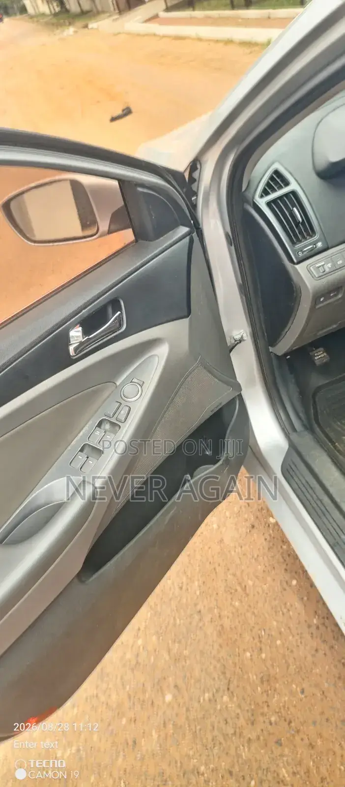 Hyundai Sonata GLS Sedan FWD (2.4L 4cyl 6A) 2013 Silver