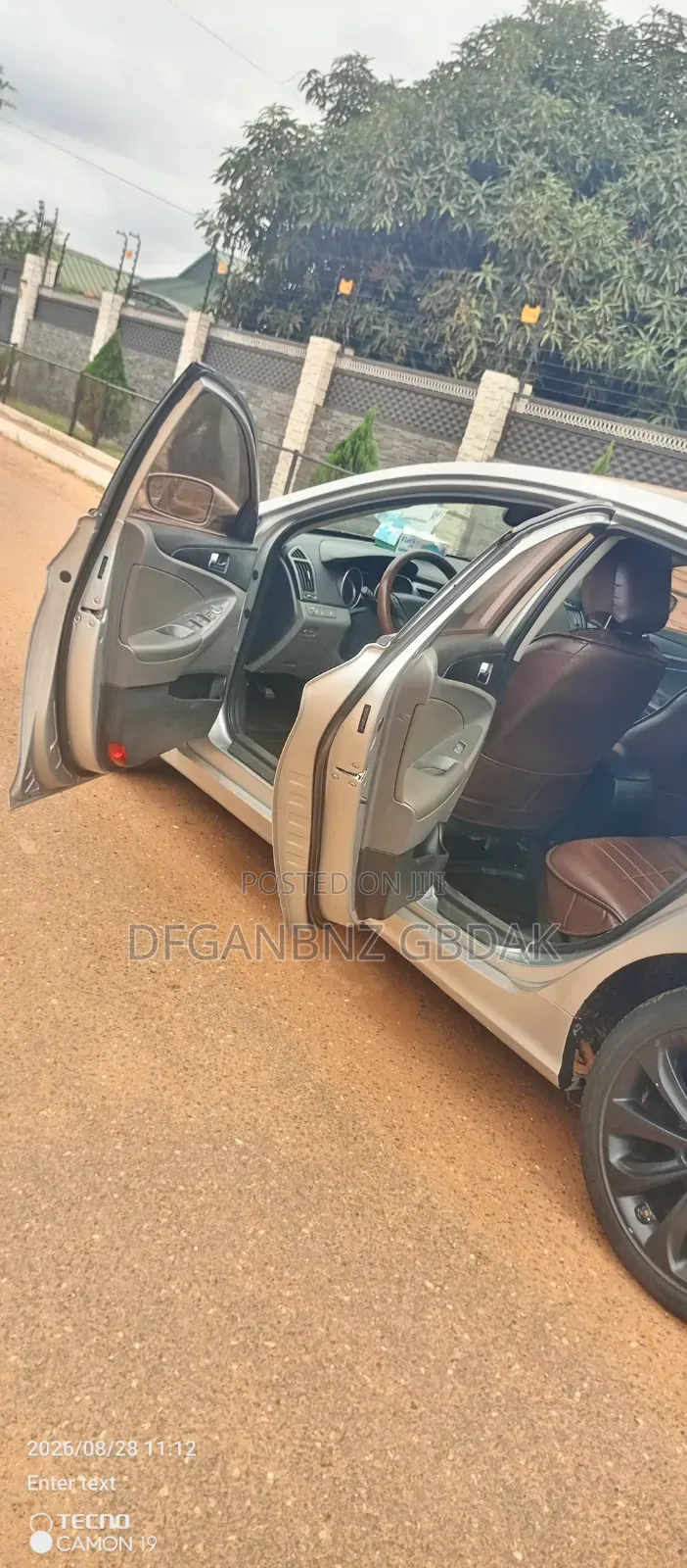 Hyundai Sonata GLS Sedan FWD (2.4L 4cyl 6A) 2013 Silver