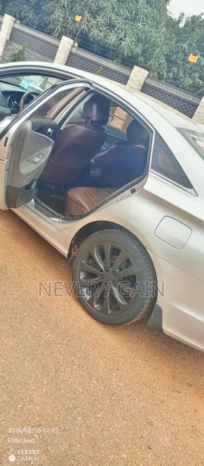 Hyundai Sonata GLS Sedan FWD (2.4L 4cyl 6A) 2013 Silver