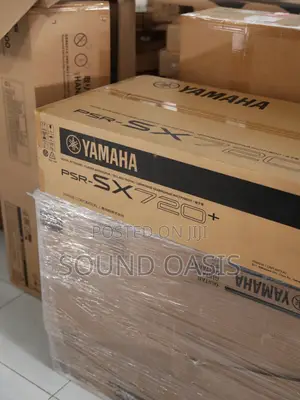 Yamaha PSR-SX720+ 61-Key Arranger Keyboard