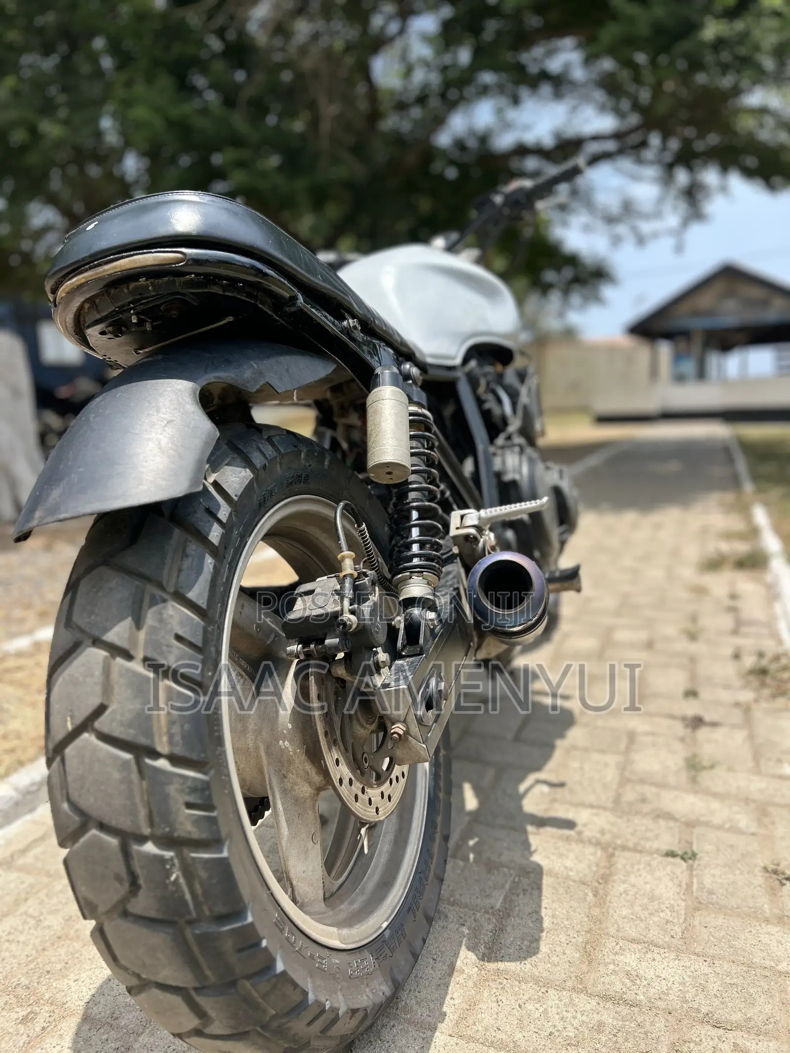 Honda CB 2002 White