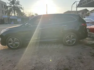 Hyundai Santa Fe Limited FWD 2016 Black