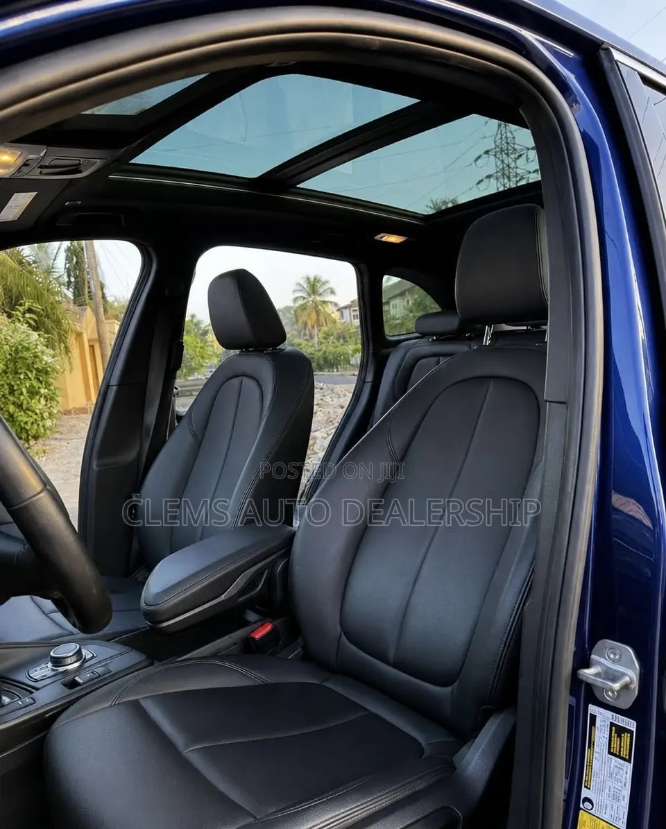 BMW X1 sDrive28i FWD 2020 Blue