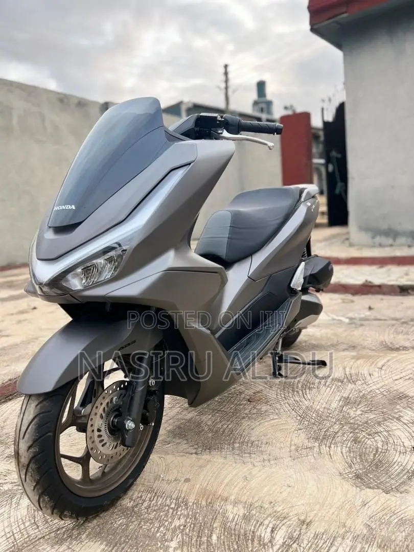 Honda 2025 Gray