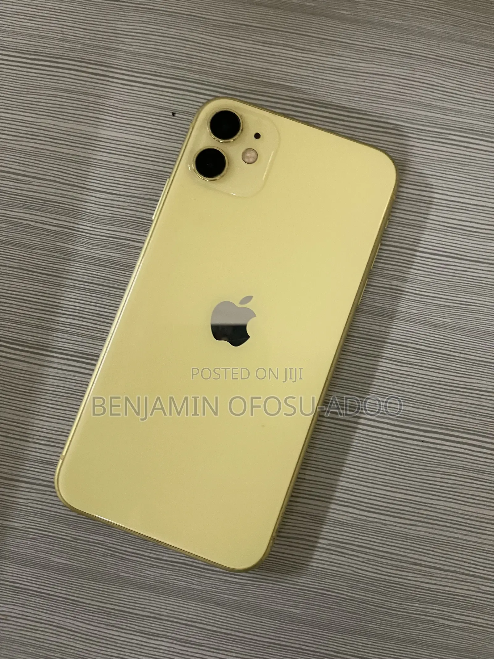 Apple iPhone 11 64 GB Yellow