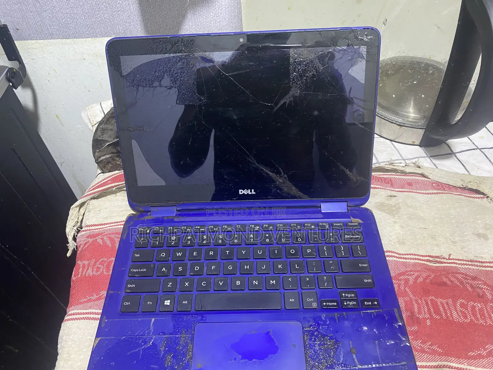 Laptop Dell Inspiron 11 3000 4GB Intel Core i3 HDD 500GB