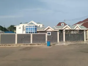 3bdrm House in Lesmon Investment, Community 25 for rent