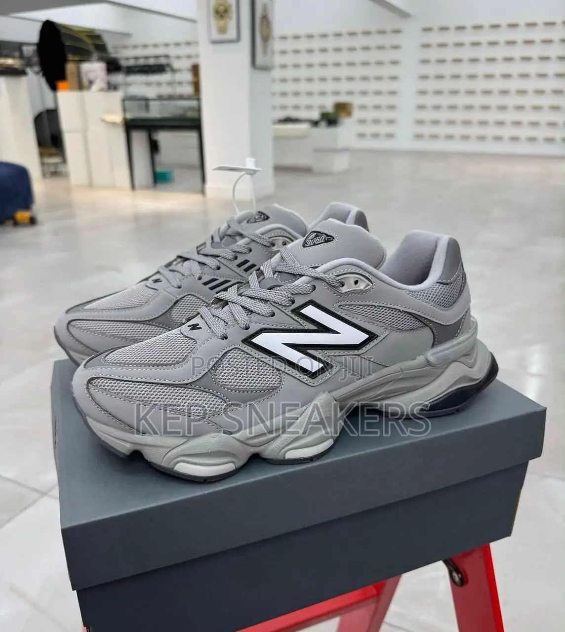 New Balance 9060 Chunky Grey