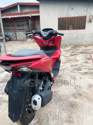 Honda 2025 Gray