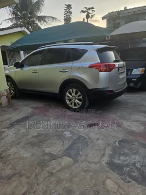 Toyota RAV4 Limited 4dr SUV AWD (2.5L 4cyl 6A) 2015 Silver