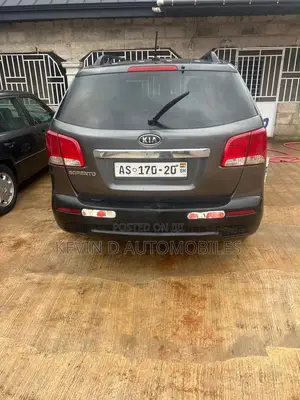 Kia Sorento LX 2012 Gray