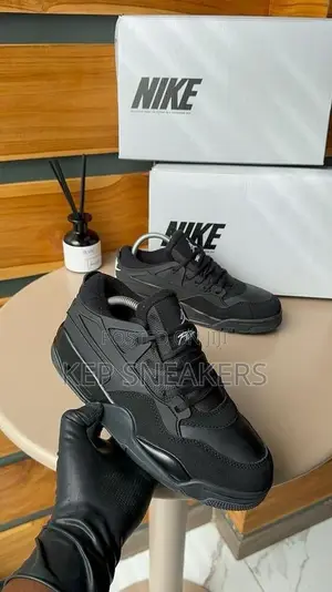 Nike Air Jordan 4 RM "Black Cat"