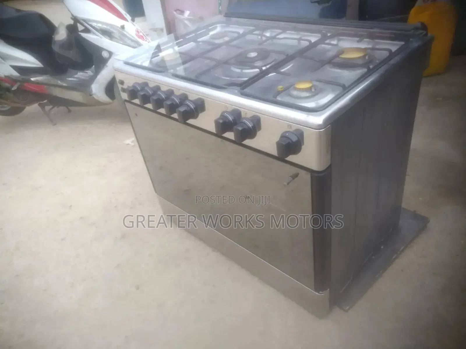 5 Burner Gas Cooker With Oven