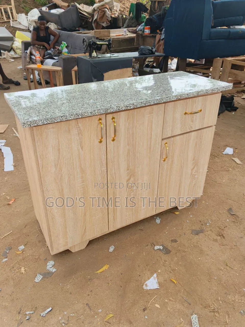 4 Ft Kitchen Cabinet Top and Dwon