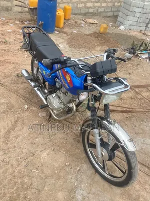 Royal Motorcycle 2021 Blue