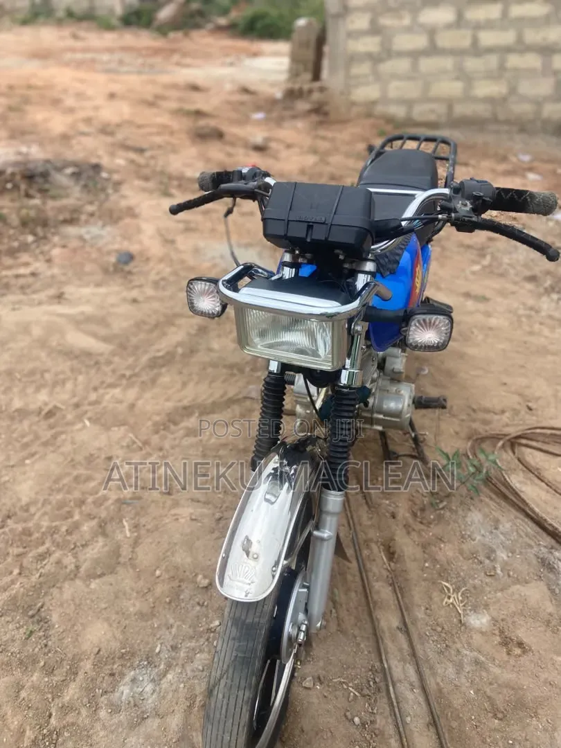 Royal Motorcycle 2021 Blue