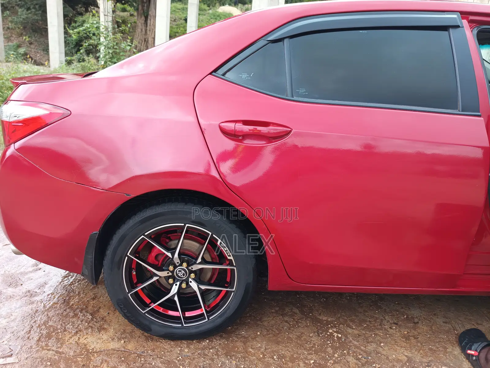 Toyota Corolla S 4dr Sedan (1.8L 4cyl CVT) 2016 Red