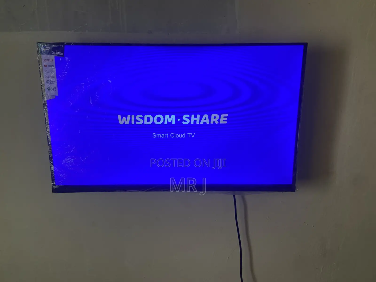 Smaft 32” Television
