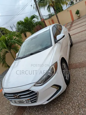 Hyundai Elantra SEL 2018 White