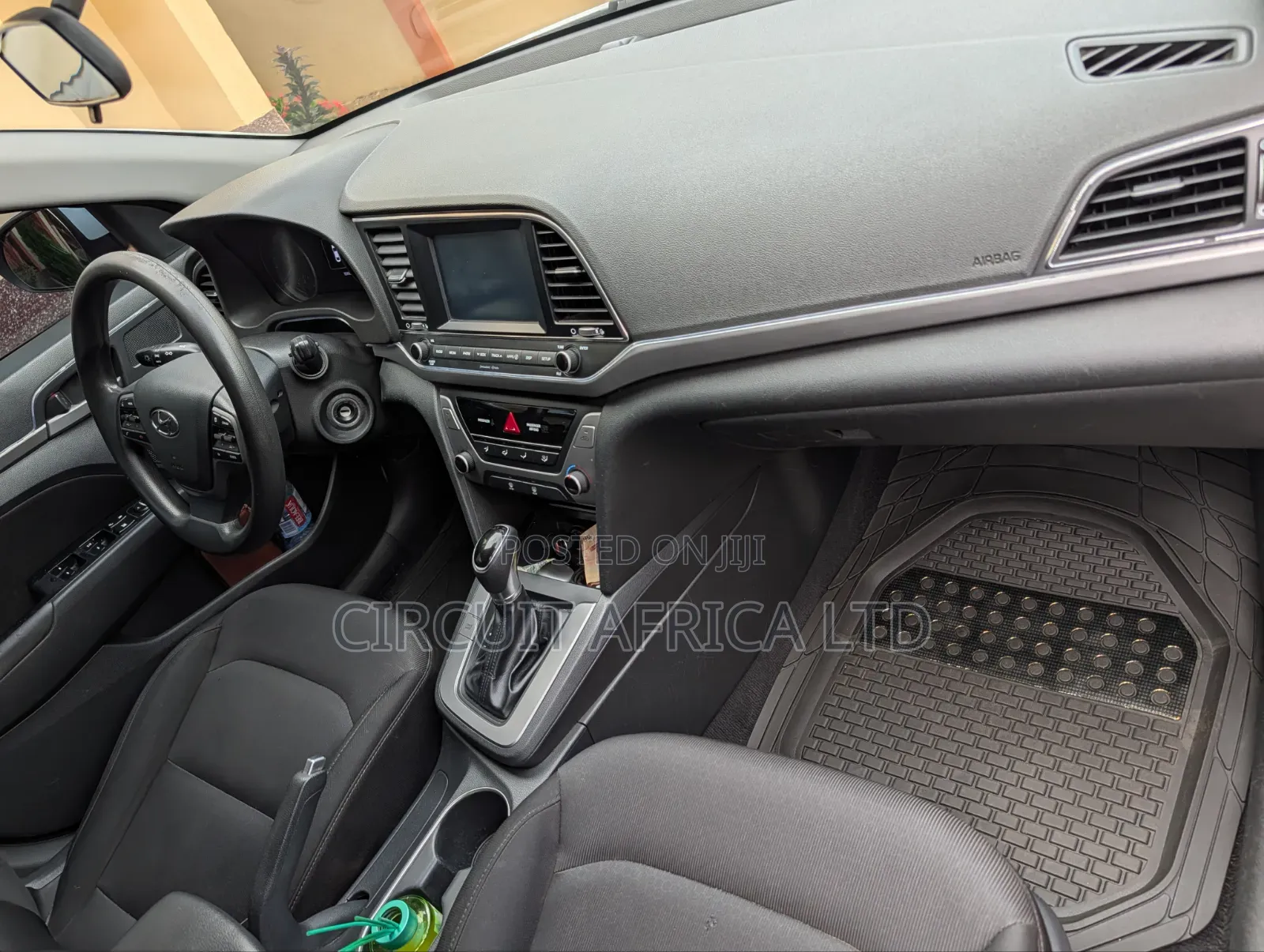 Hyundai Elantra SEL 2018 White