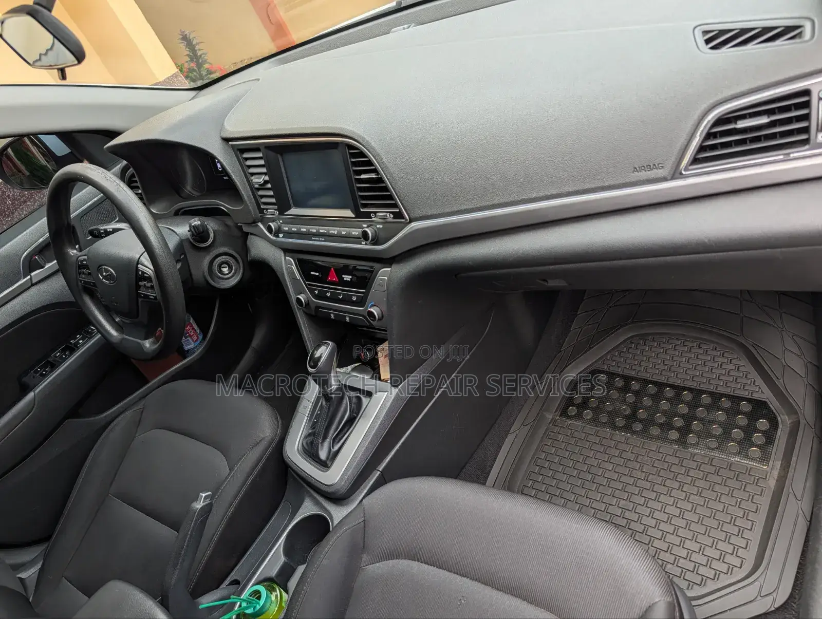 Hyundai Elantra SEL 2018 White