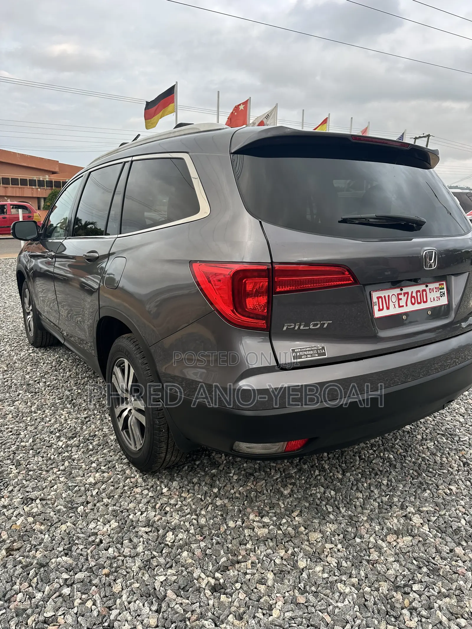 Honda Pilot Touring AWD 2018 Gray