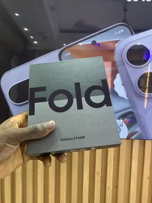 New Samsung Galaxy Z Fold4 256 GB Black