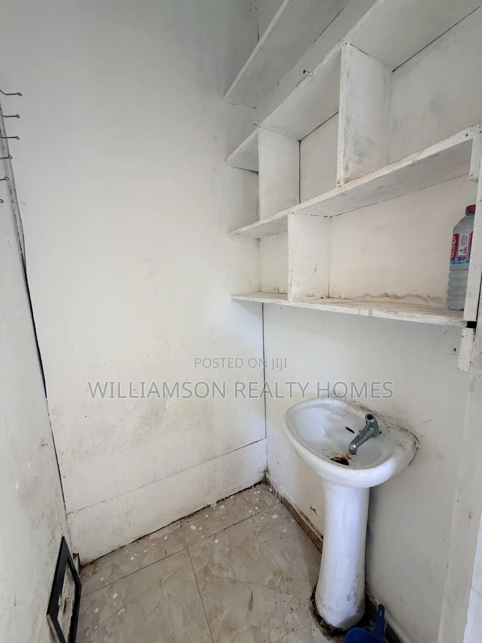 1bdrm Apartment in Coastal Estate Area, Spintex for rent