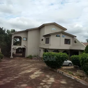 5bdrm House in Sam Properties, West Hills Mall Area for sale