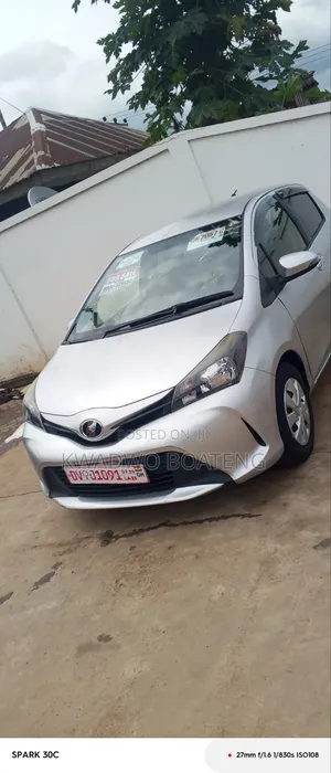 Toyota Vitz 1.3 AWD 3dr 2016 Silver