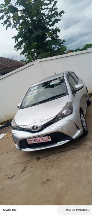 Toyota Vitz 1.3 AWD 3dr 2016 Silver