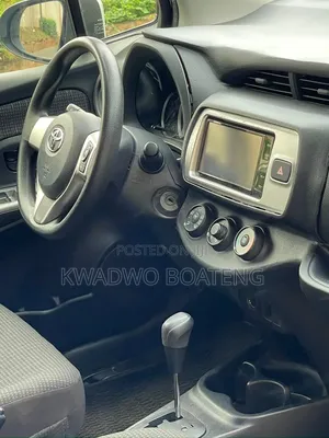 Toyota Vitz 1.3 AWD 3dr 2016 Silver