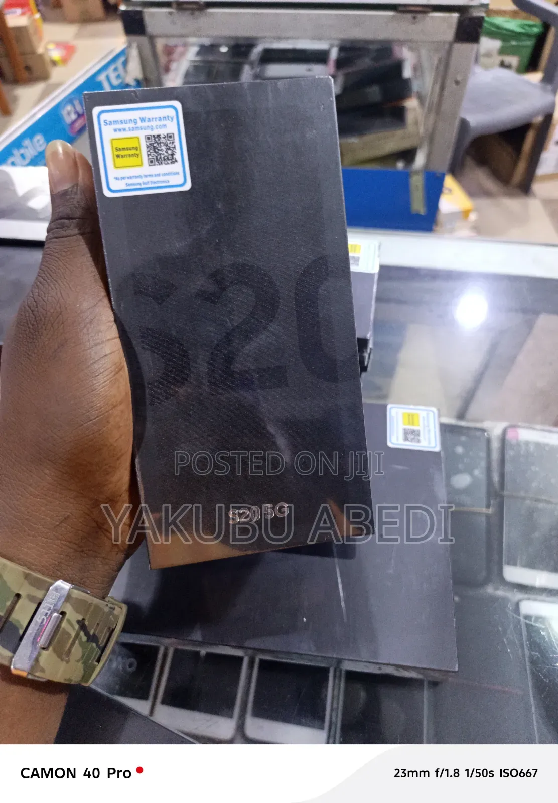 New Samsung Galaxy S20 128 GB Black