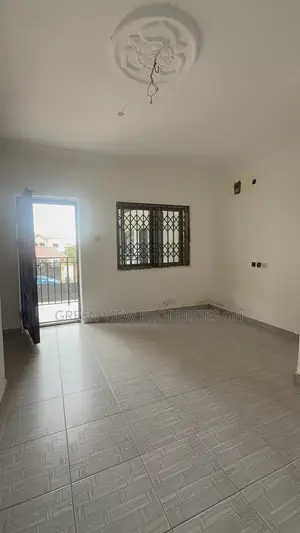 1bdrm Apartment in West Hills Mall Area for rent