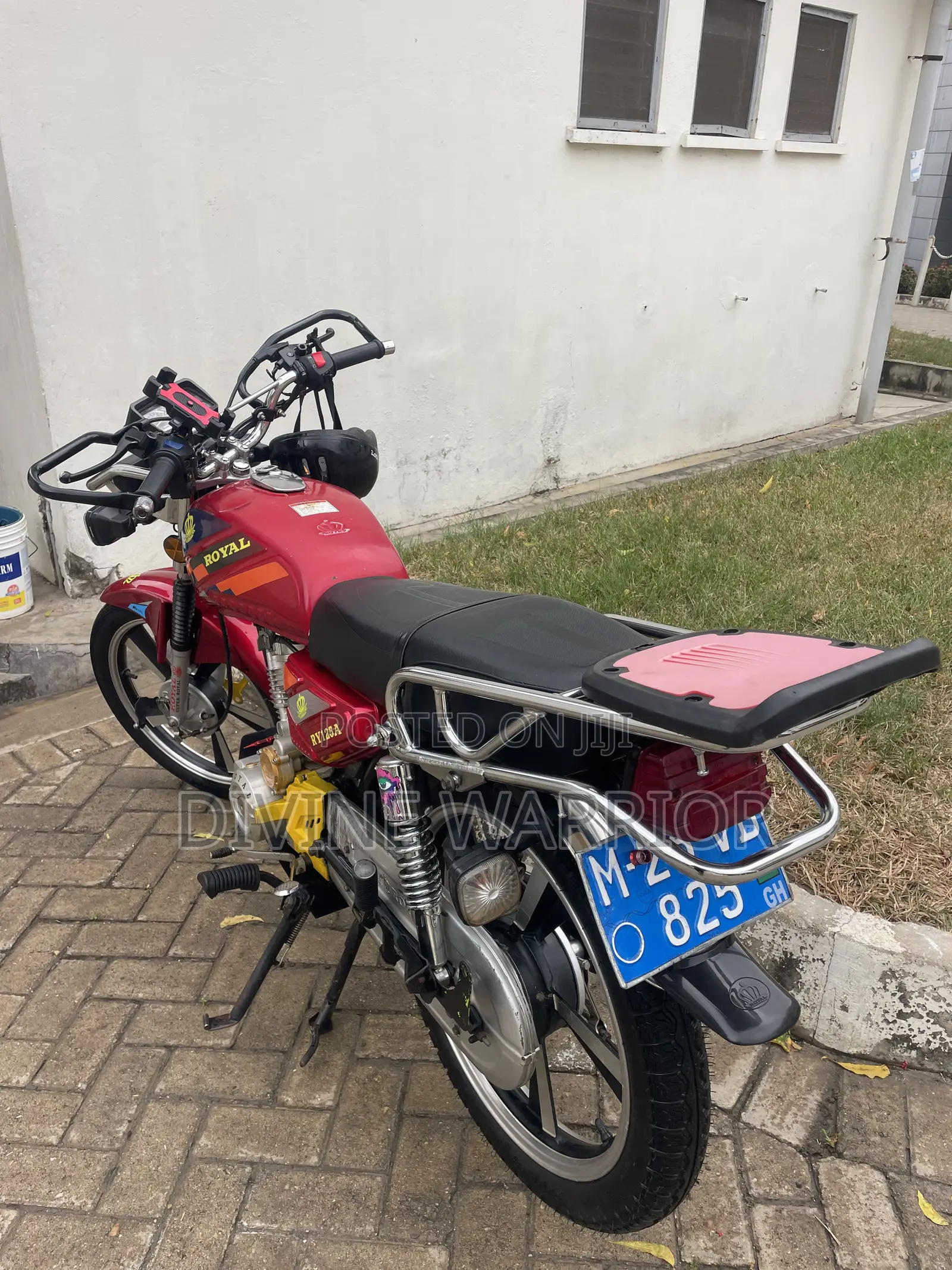 Royal RY125 2026 Red