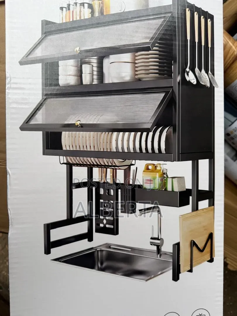 Metallic Plates Rack