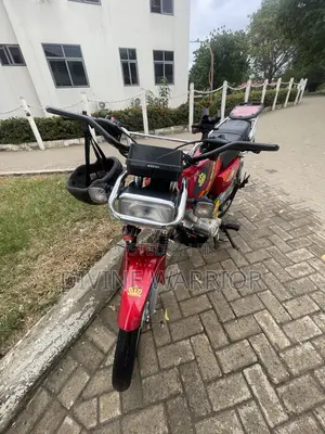 Royal RY125 2026 Red