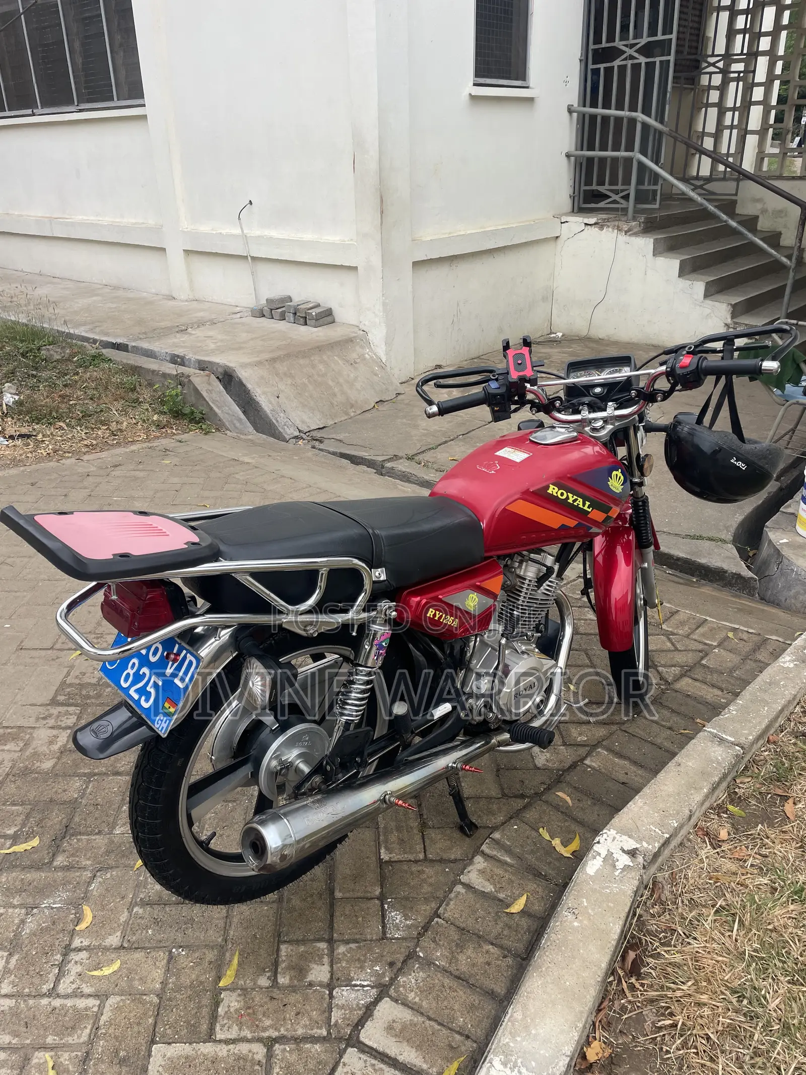 Royal RY125 2026 Red