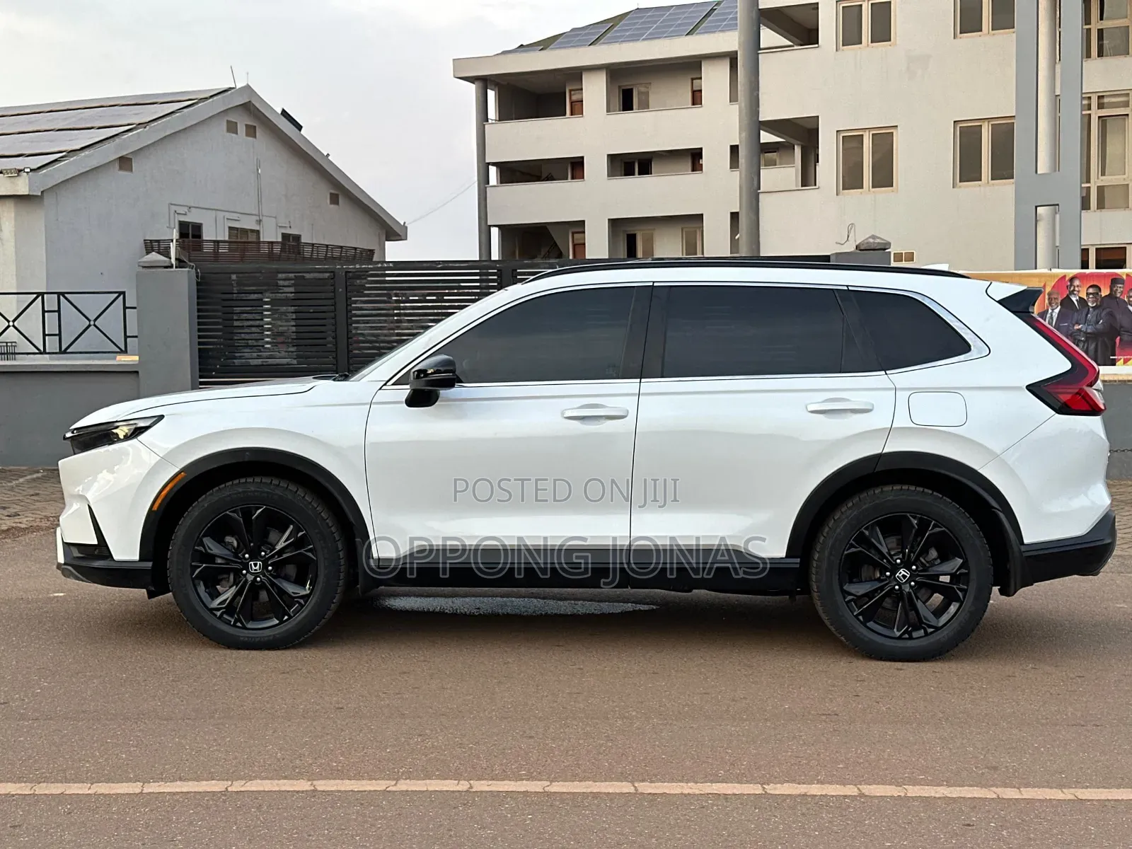 Honda CR-V Hybrid 2024 White