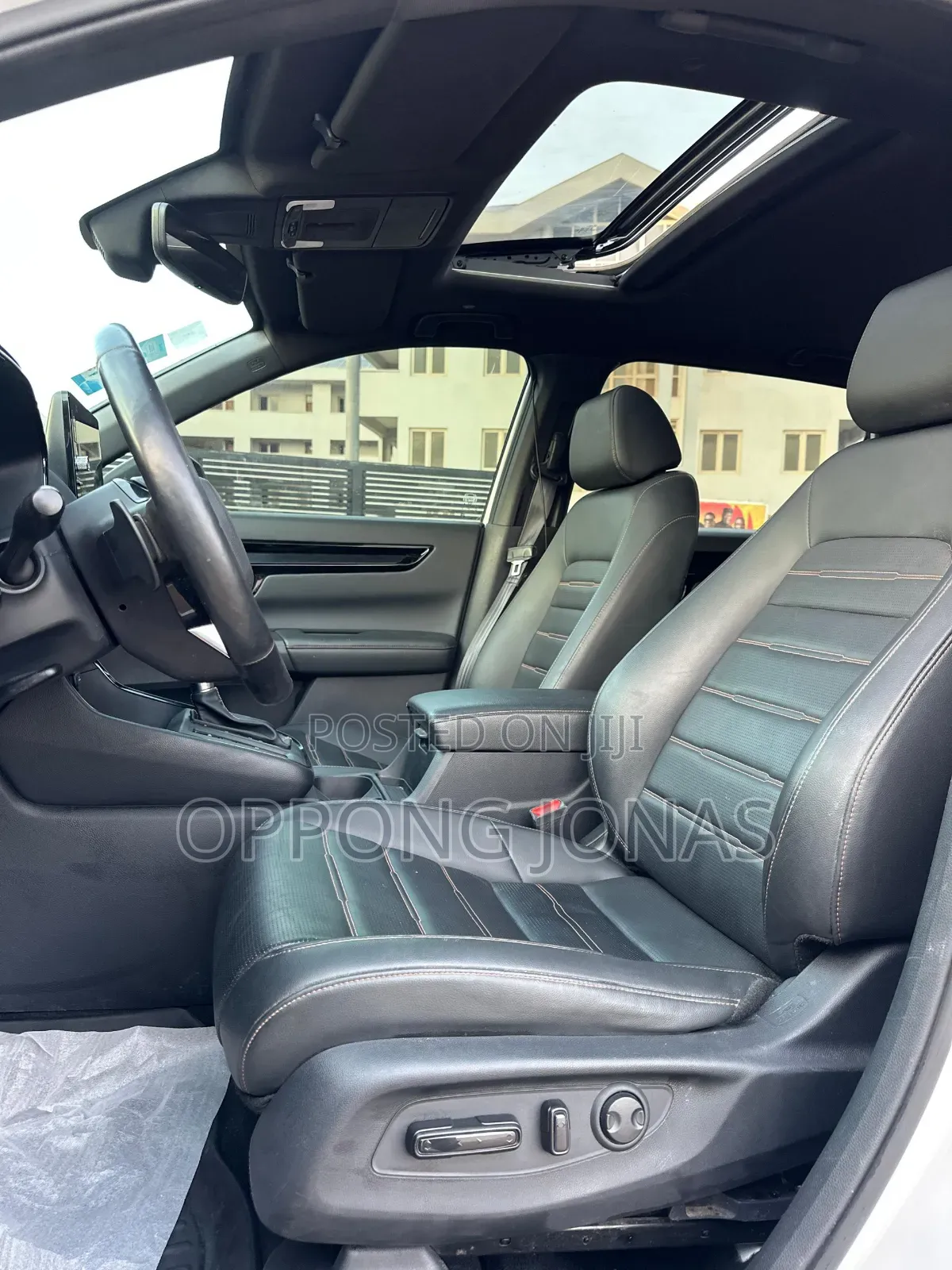Honda CR-V Hybrid 2024 White