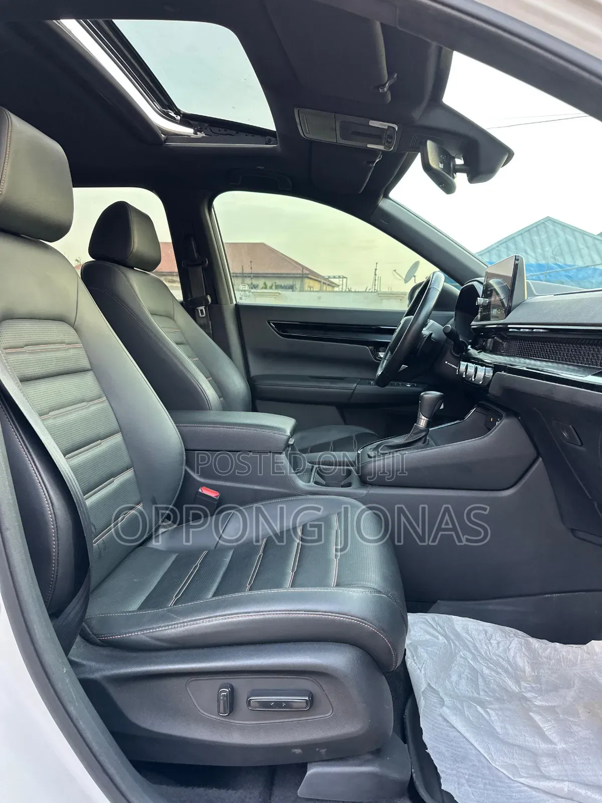 Honda CR-V Hybrid 2024 White